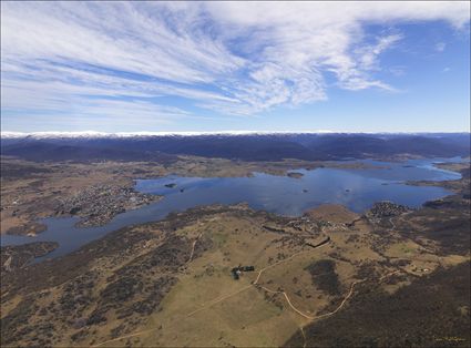 Lake Jindabyne - NSW SQ (PBH4 00 10059)